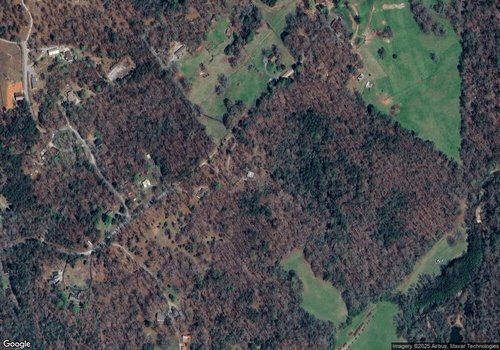 564 Kelley Rd, Cleveland, GA 30528 - photo 1