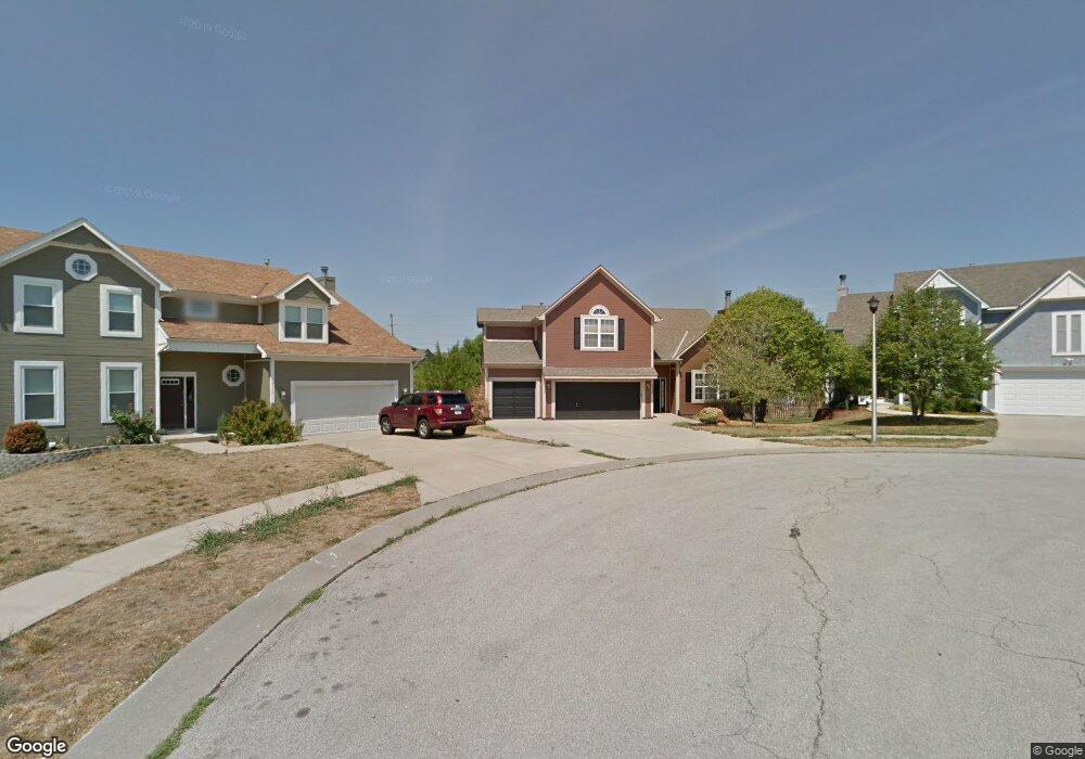 5706 Lakeridge, Shawnee, KS 66218 - photo 1