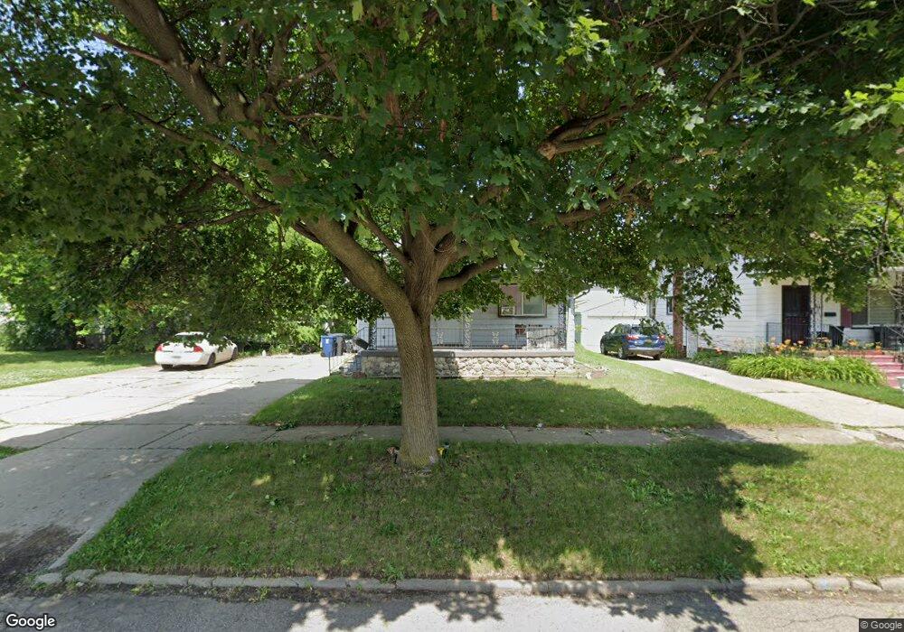 809 E Wellington Ave, Flint, MI 48503 - photo 1