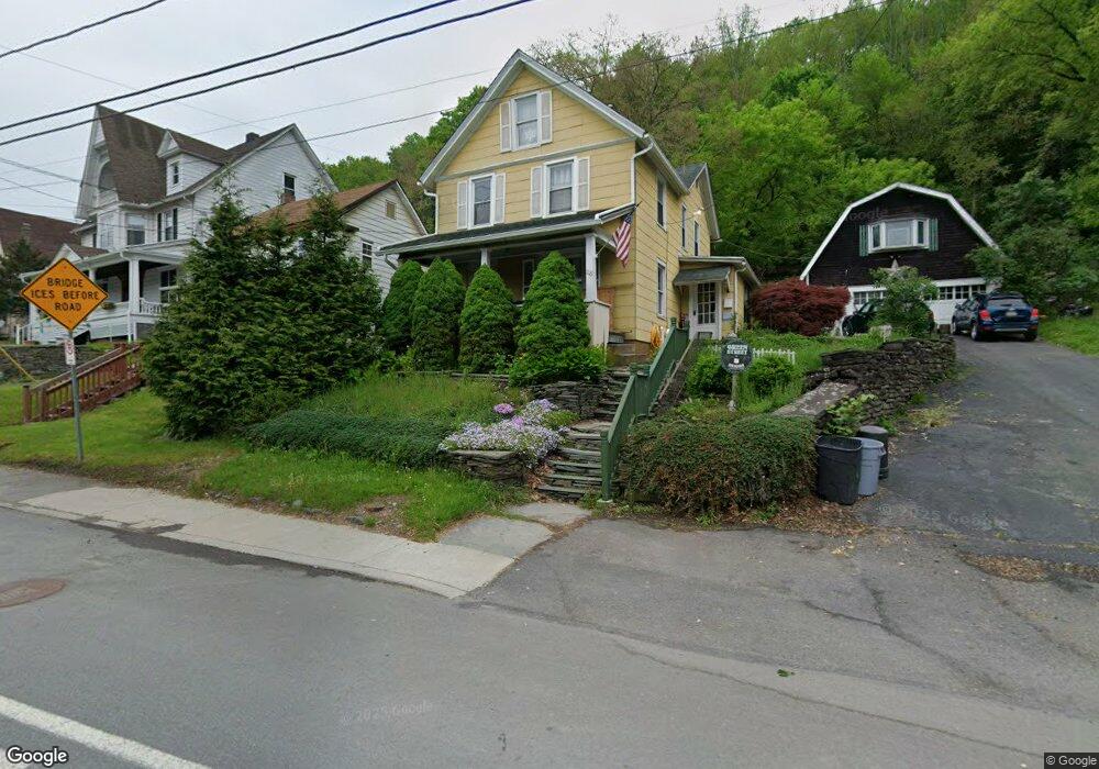 115 Willow Ave, Honesdale, PA 18431 - photo 1