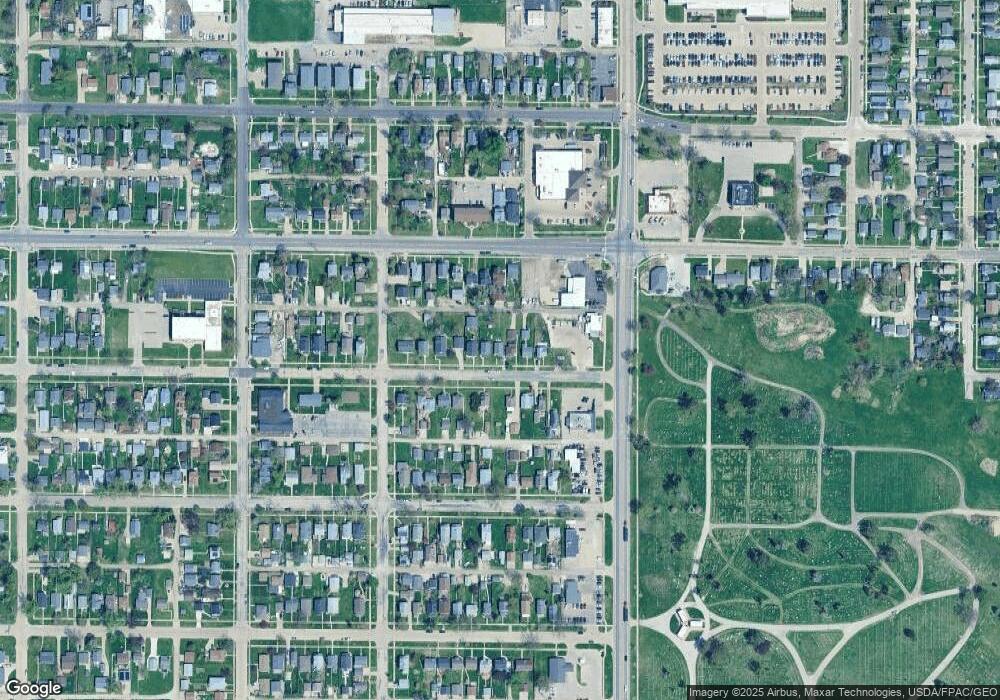 632 18th Ave SW, Cedar Rapids, IA 52404 - photo 1