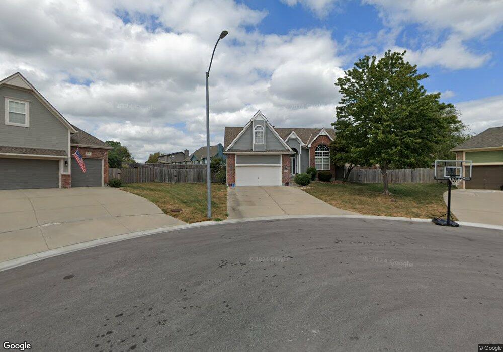 4212 SW Flintrock Cir, Lees Summit, MO 64082 - photo 1