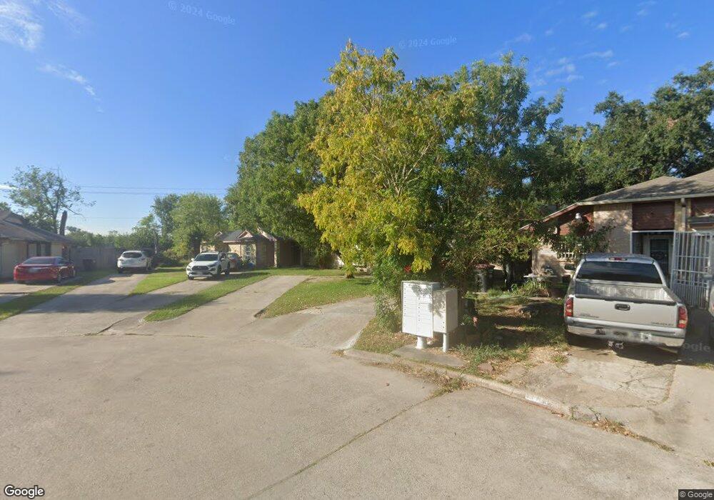 10009 Lasaber Ct, Houston, TX 77038 - photo 1
