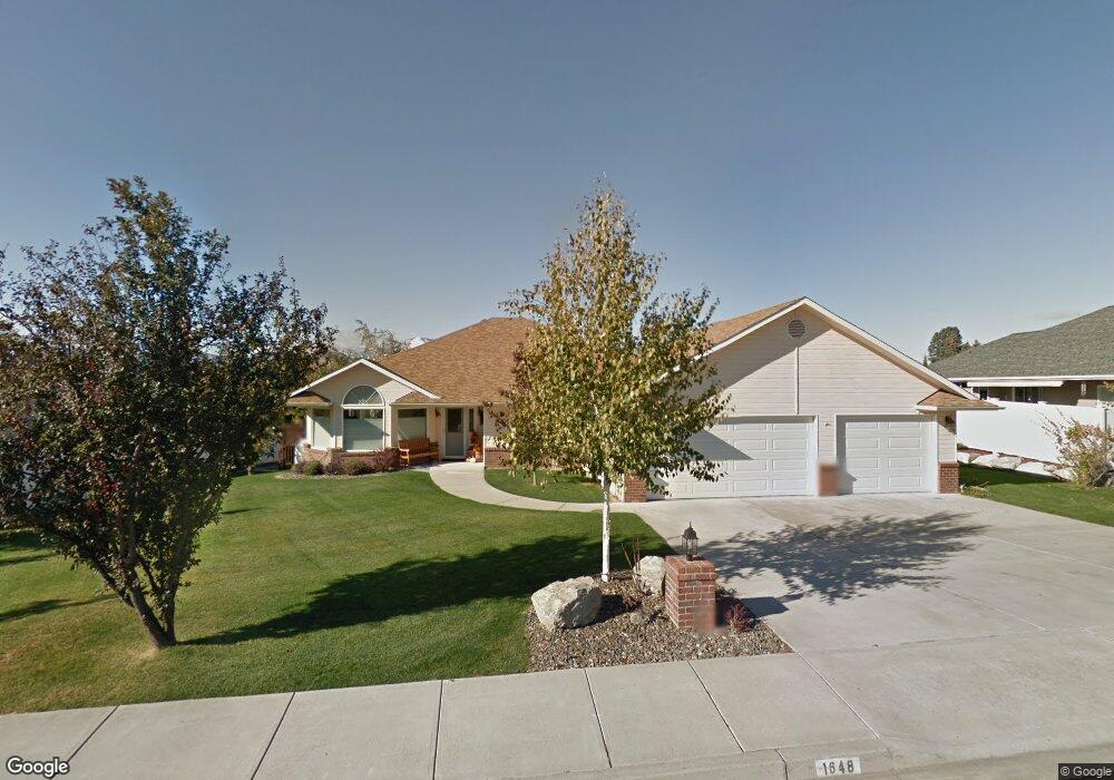 1648 Holly Ln, East Wenatchee, WA 98802 - photo 1