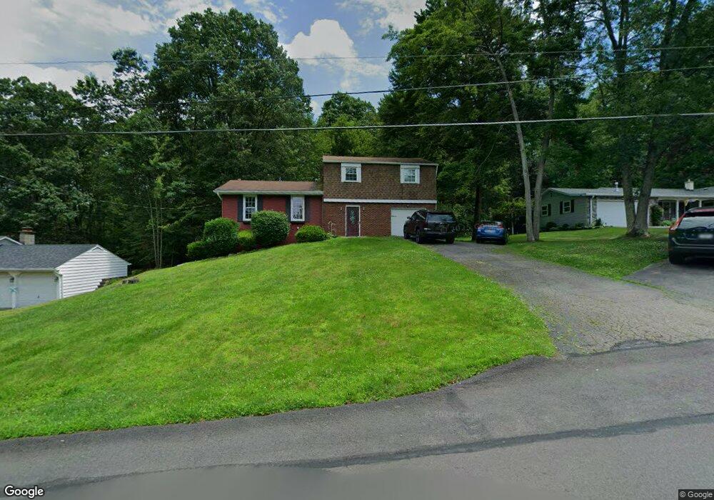 10 Yeager Rd, Mountain Top, PA 18707 - photo 1