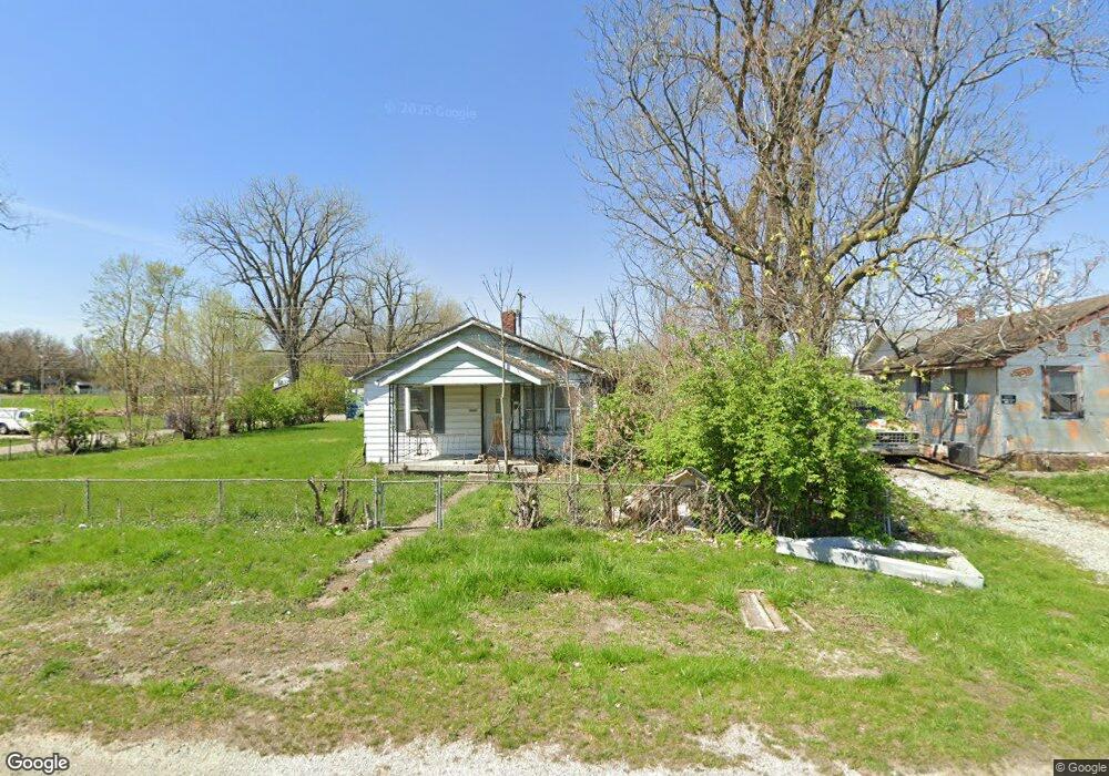 2023 Nelle St, Anderson, IN 46016 - photo 1