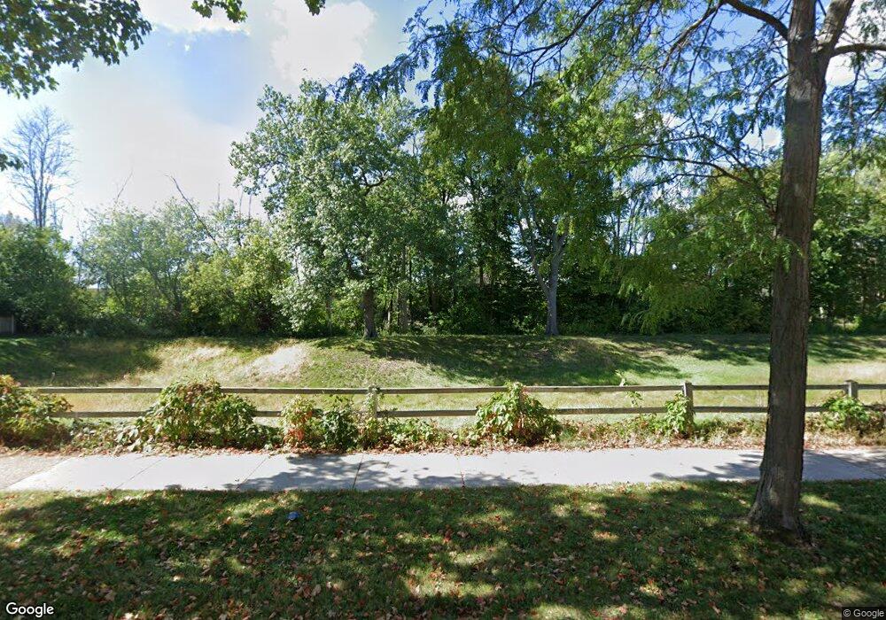 1901 N Birchwood Ave, Appleton, WI 54914 - photo 1