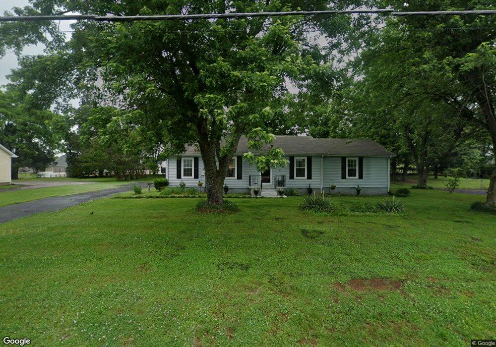 207 Stardust Dr, Shelbyville, TN 37160 - photo 1