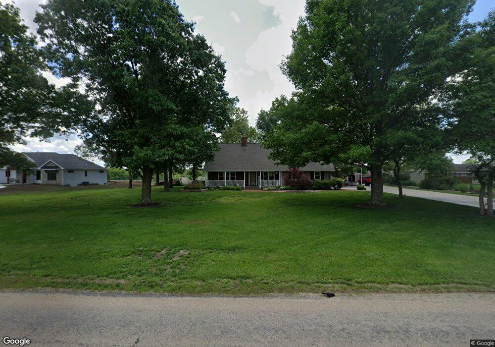 3049 SW 45th St, Topeka, KS 66610 - photo 1