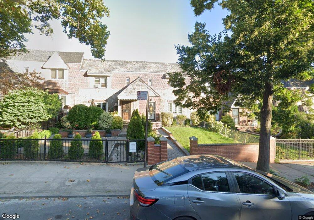 2006 35th St, Astoria, NY 11105 - photo 1