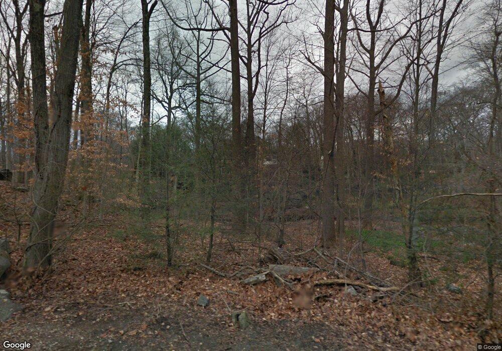 72 Husted Ln, Greenwich, CT 06830 - photo 1