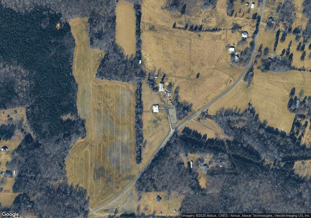 950 Elmwood Rd, Statesville, NC 28625 - photo 1