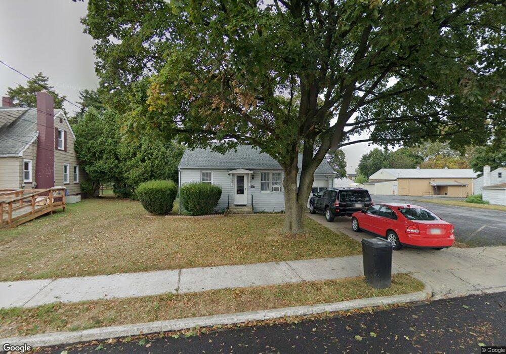 739 Blanchard Ave, Chambersburg, PA 17201 - photo 1