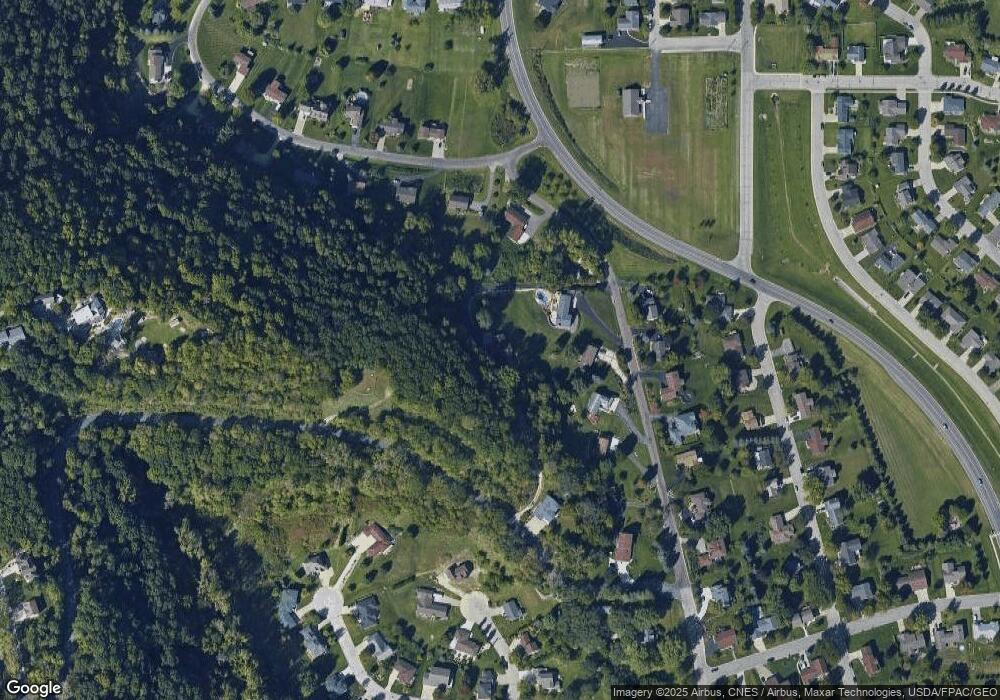 743 N 4th St, La Crescent, MN 55947 - photo 1