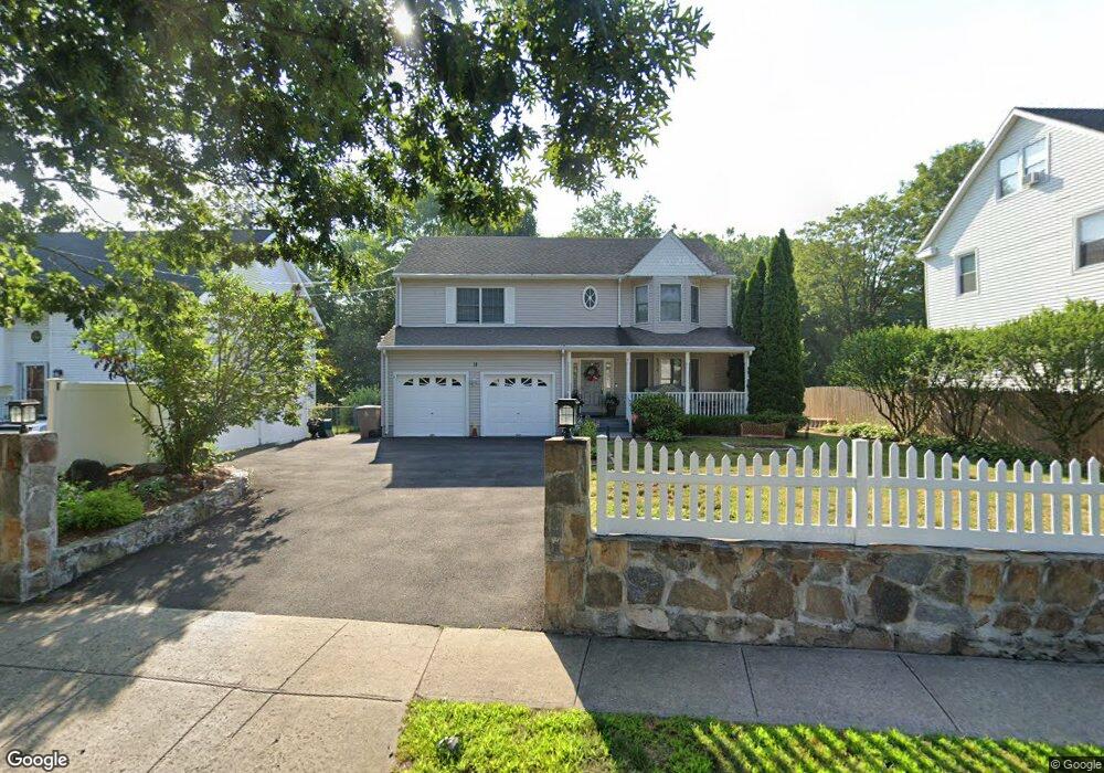 11 Pershing Ave, Stamford, CT 06905 - photo 1