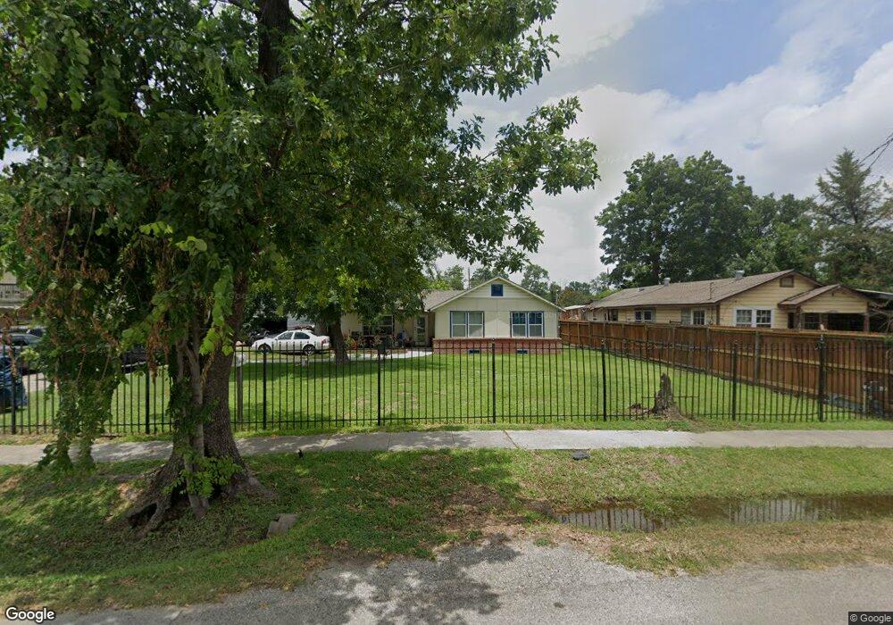 213 Van Molan St, Houston, TX 77022 - photo 1