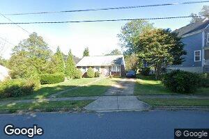1827 Olmstead Dr, Falls Church, VA 22043