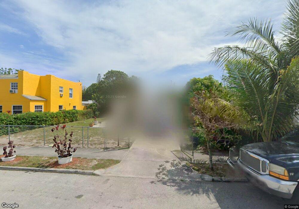 632 31st St, West Palm Beach, FL 33407 - photo 1