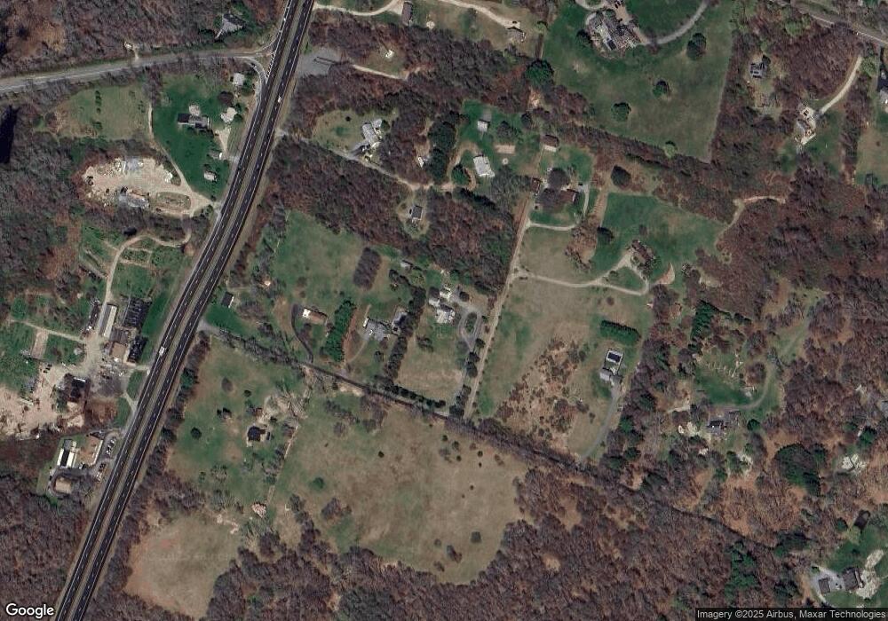 70 Ledge Rd, Wakefield, RI 02879 - photo 1