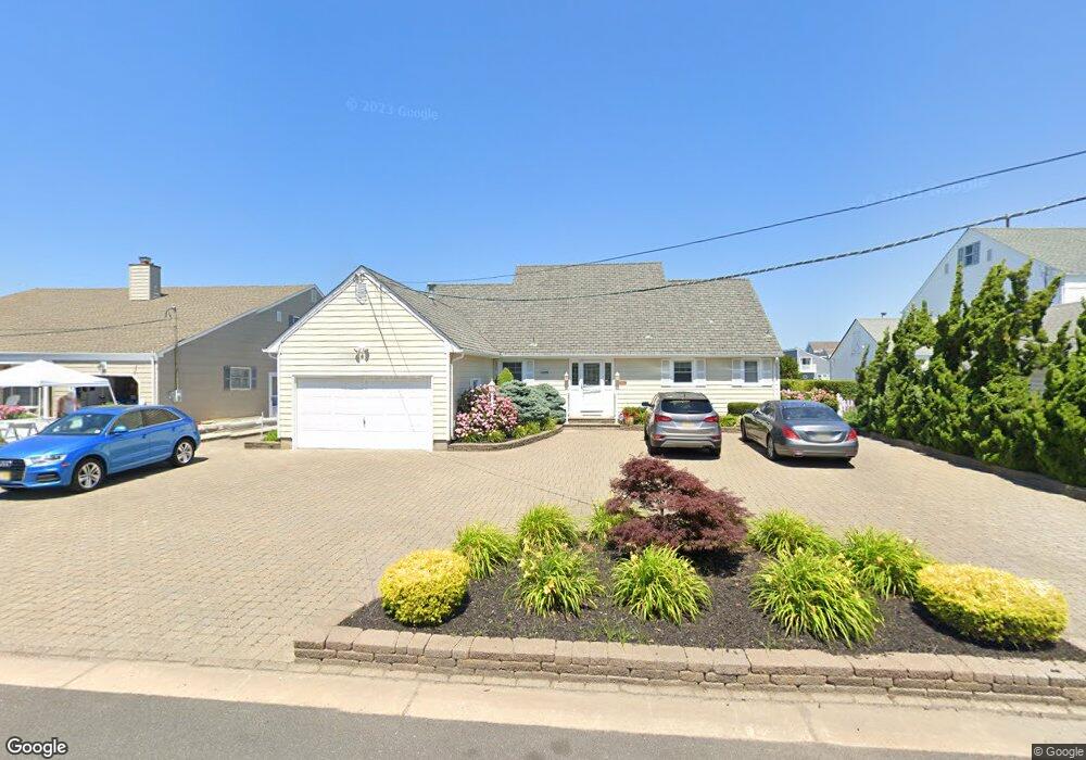 137 Squan Beach Dr, Mantoloking, NJ 08738 - photo 1