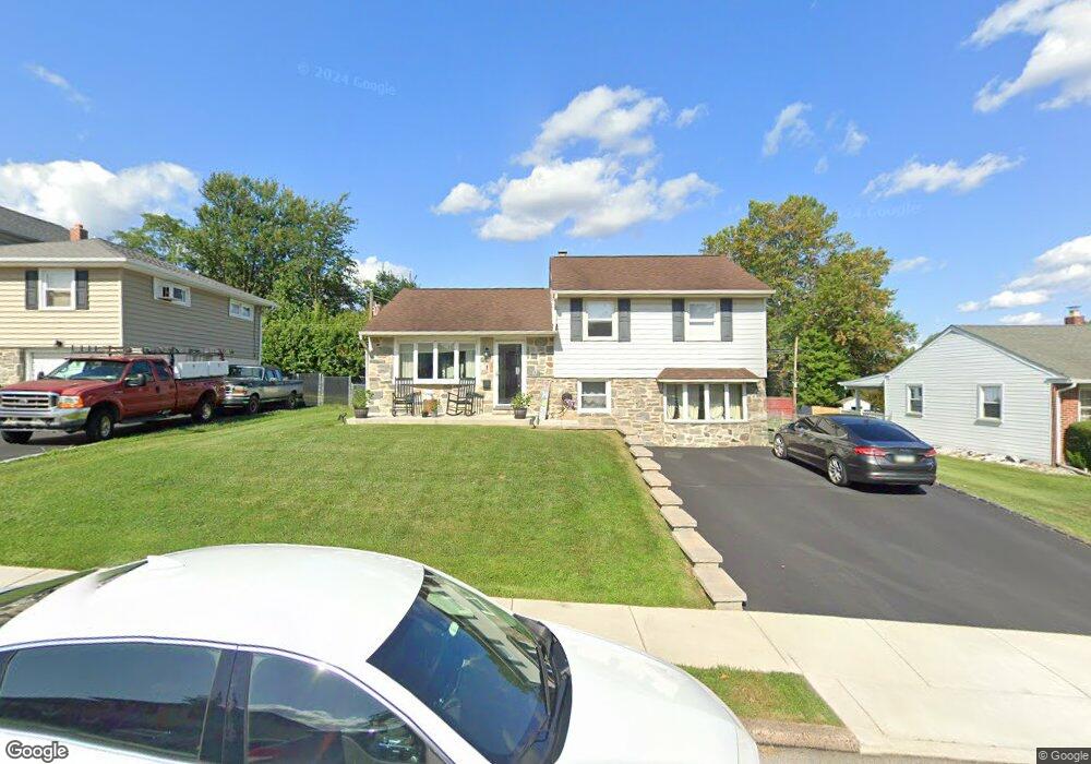 217 Bourne Dr, Broomall, PA 19008 - photo 1