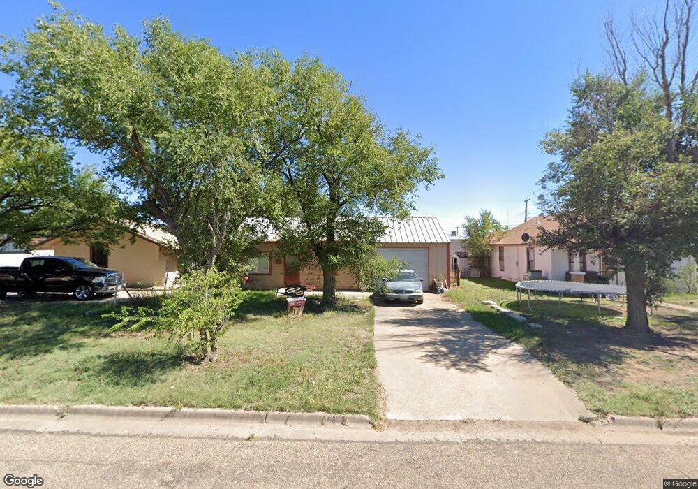 517 S Birge Ave, Dumas, TX 79029 - photo 1