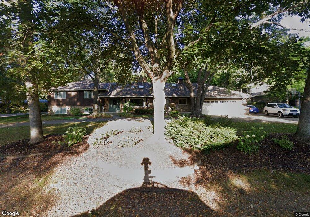 4919 Coventry Rd W, Minnetonka, MN 55345 - photo 1