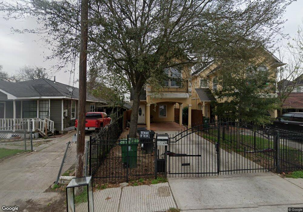 1212 Northwood St unit B, Houston, TX 77009 - photo 1