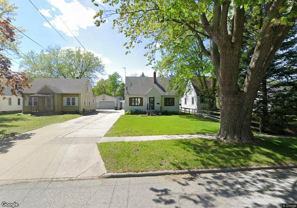 1824 W 7th St, Waterloo, IA 50702 - photo 1