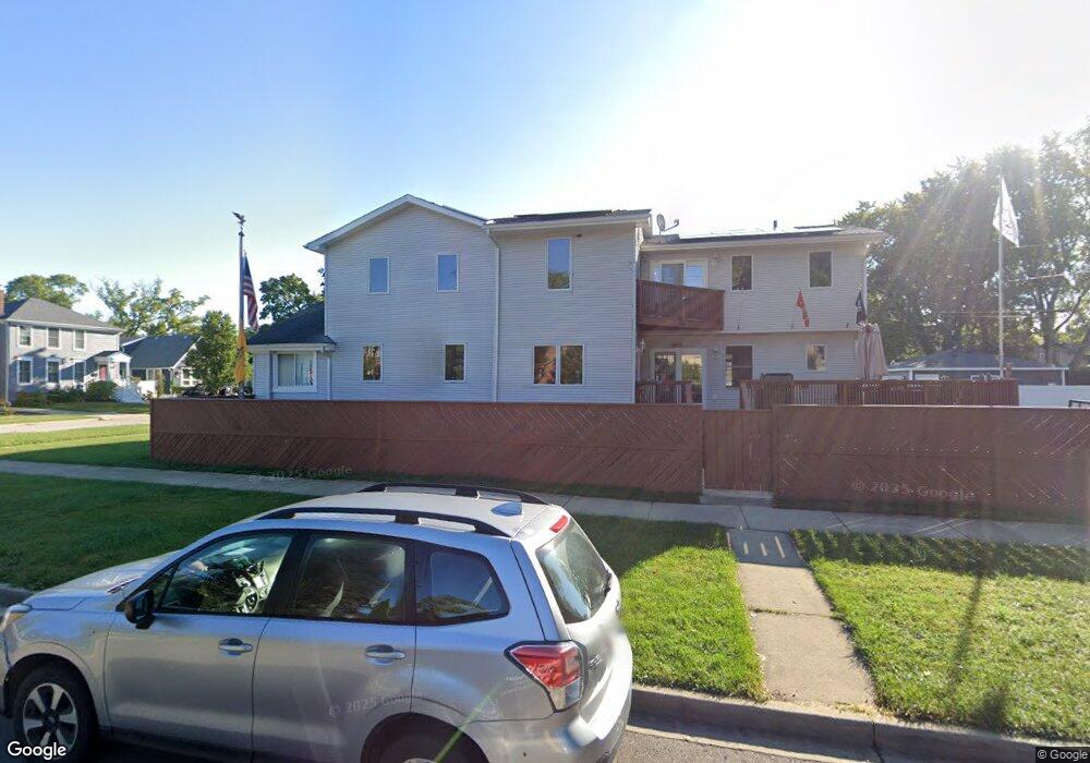 1005 Greenview Ave, Des Plaines, IL 60016 - photo 1