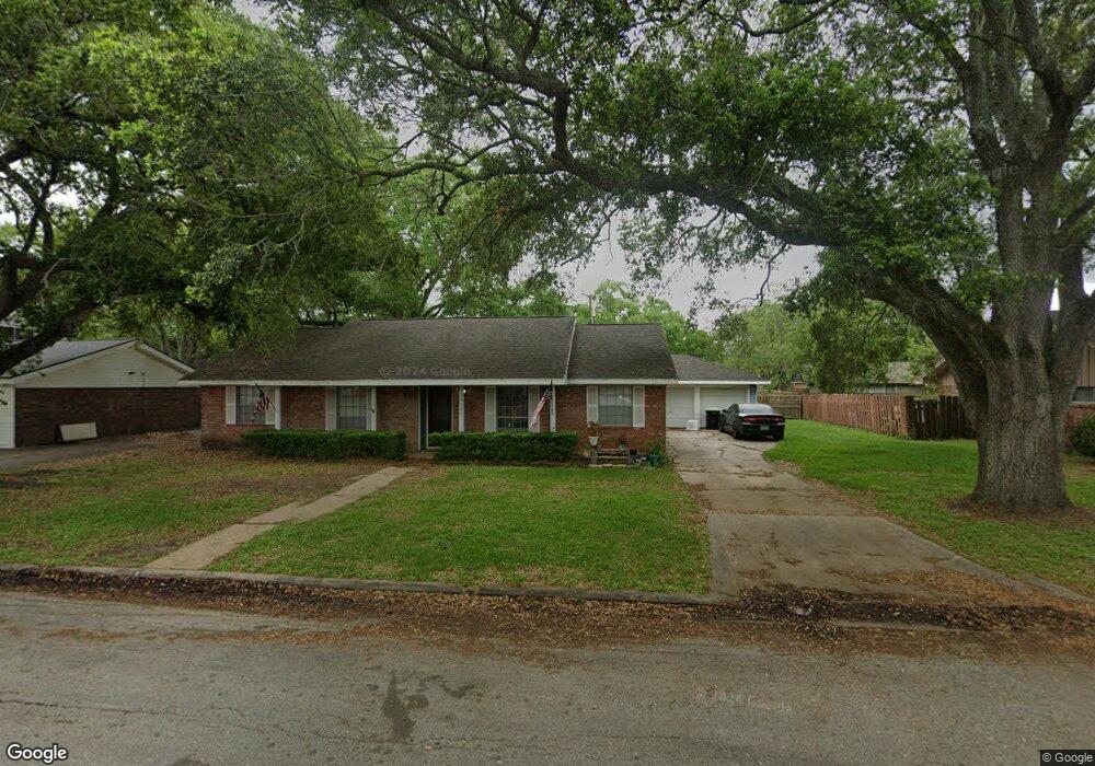 2908 Del Monte Ave, Bay City, TX 77414 - photo 1
