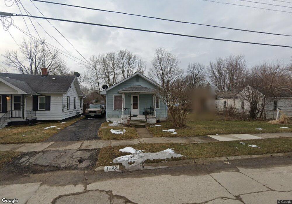 1225 Ingleside Ave, Flint, MI 48507 - photo 1