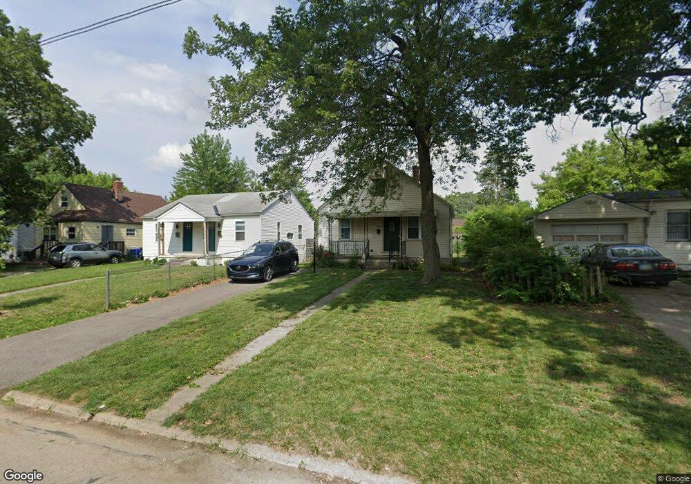 2250 Hiawatha Park Dr, Columbus, OH 43211 - photo 1