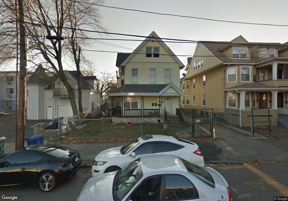 841 Hancock Ave unit 2, Bridgeport, CT 06605 - photo 1