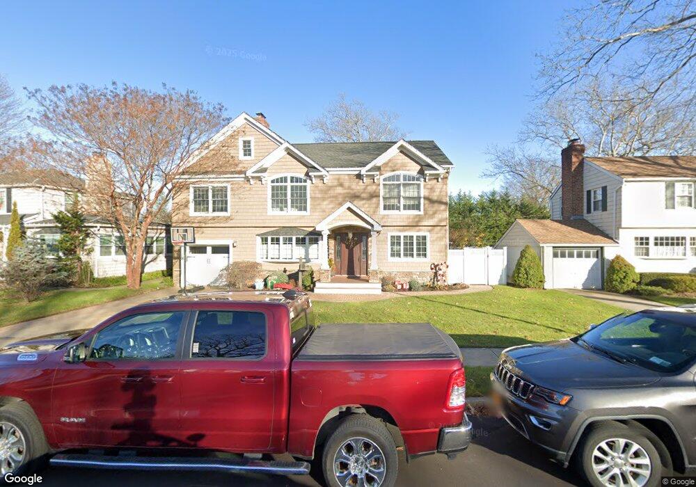 78 Crest Rd W, Merrick, NY 11566 - photo 1