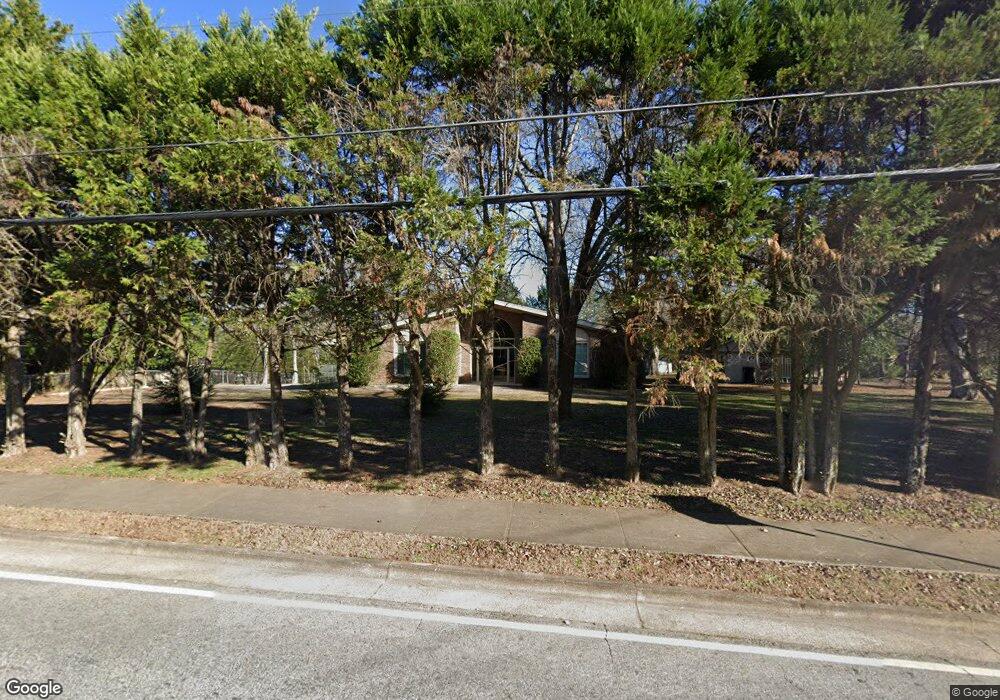 211 W Midland Ave, Winder, GA 30680 - photo 1