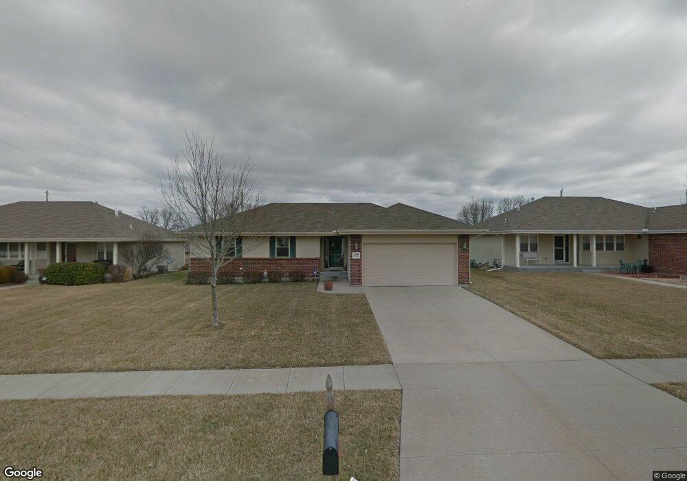 4126 SW Moundview Dr, Topeka, KS 66610 - photo 1