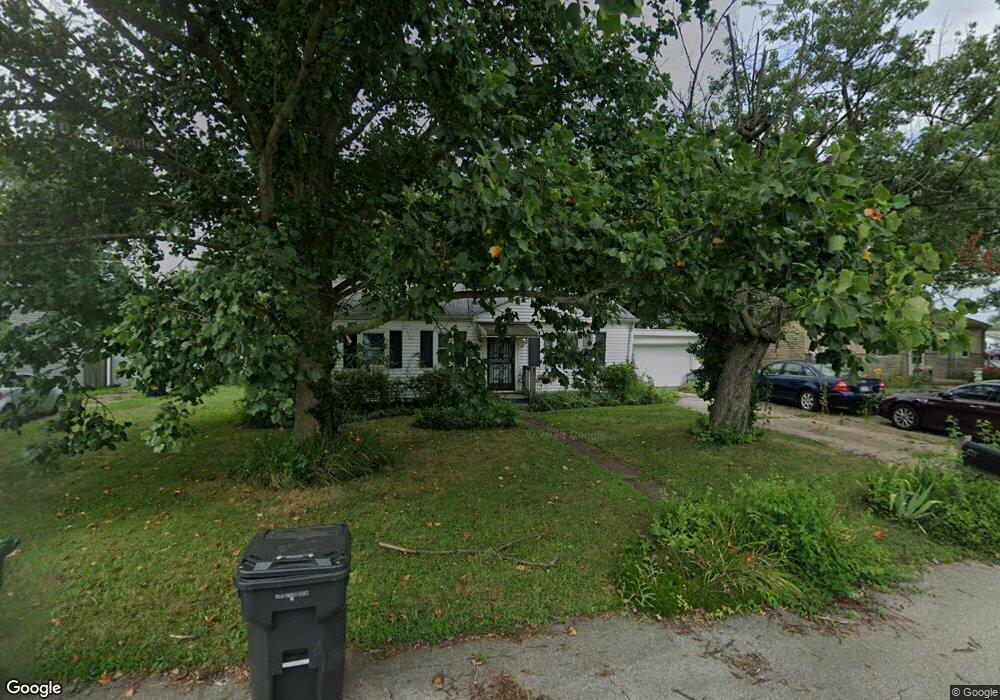 670 Maplecrest Dr, Whiteland, IN 46184 - photo 1