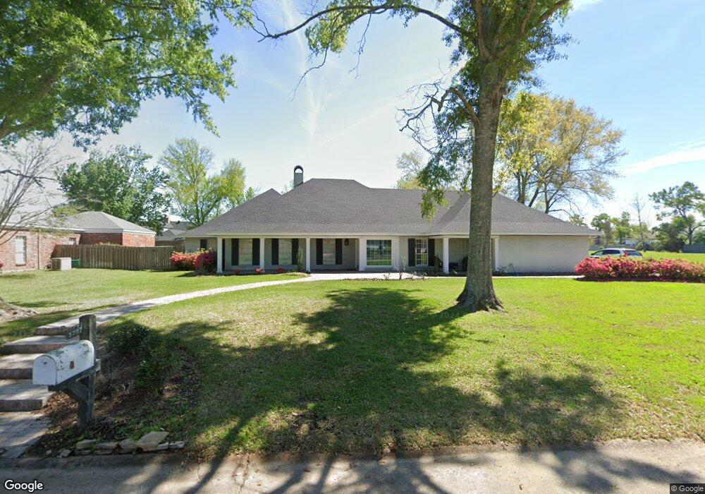 3707 Belvedere Pkwy, Lake Charles, LA 70605 - photo 1
