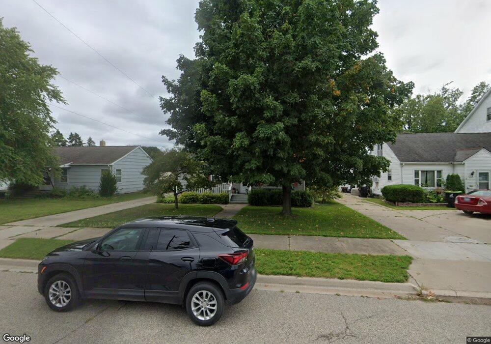 1709 18th Ave, Menominee, MI 49858 - photo 1