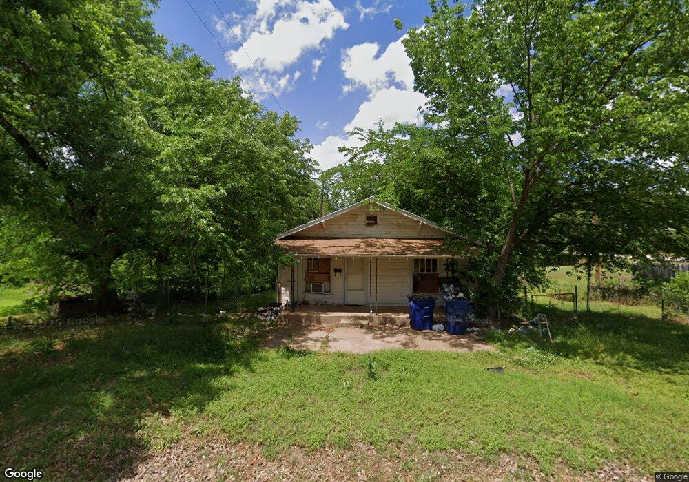 112 W Logan Ave, Guthrie, OK 73044 - photo 1