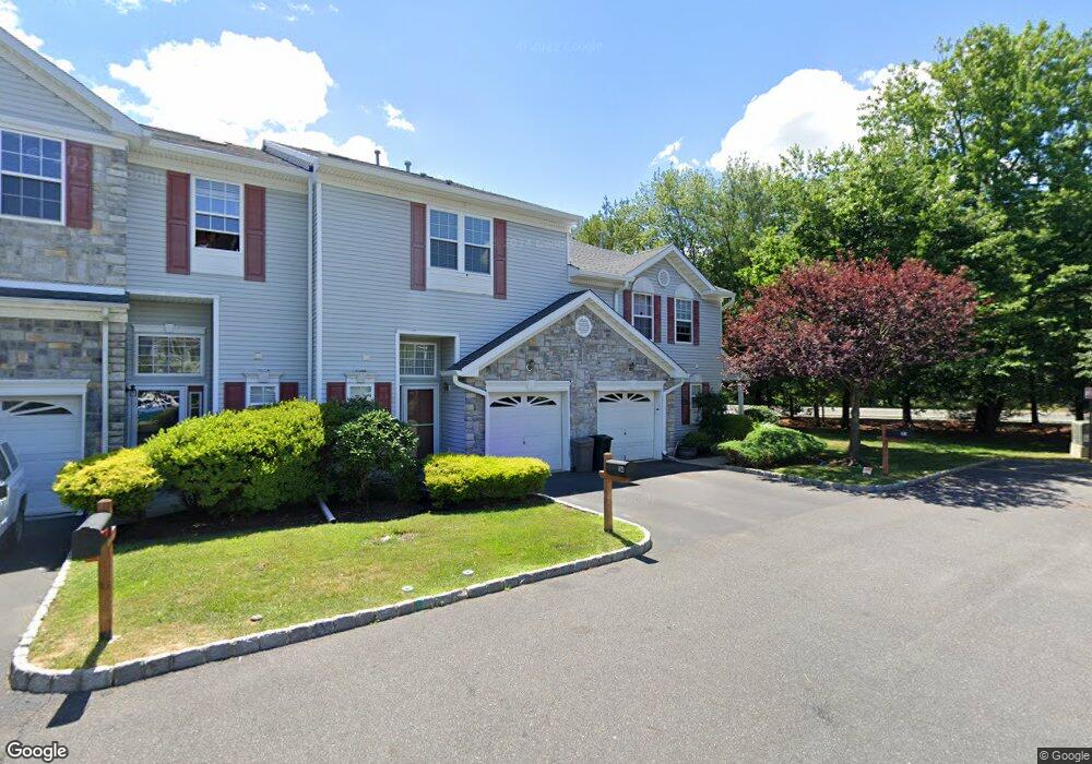 33 Harbor Bay Cir unit END, South Amboy, NJ 08879 - photo 1