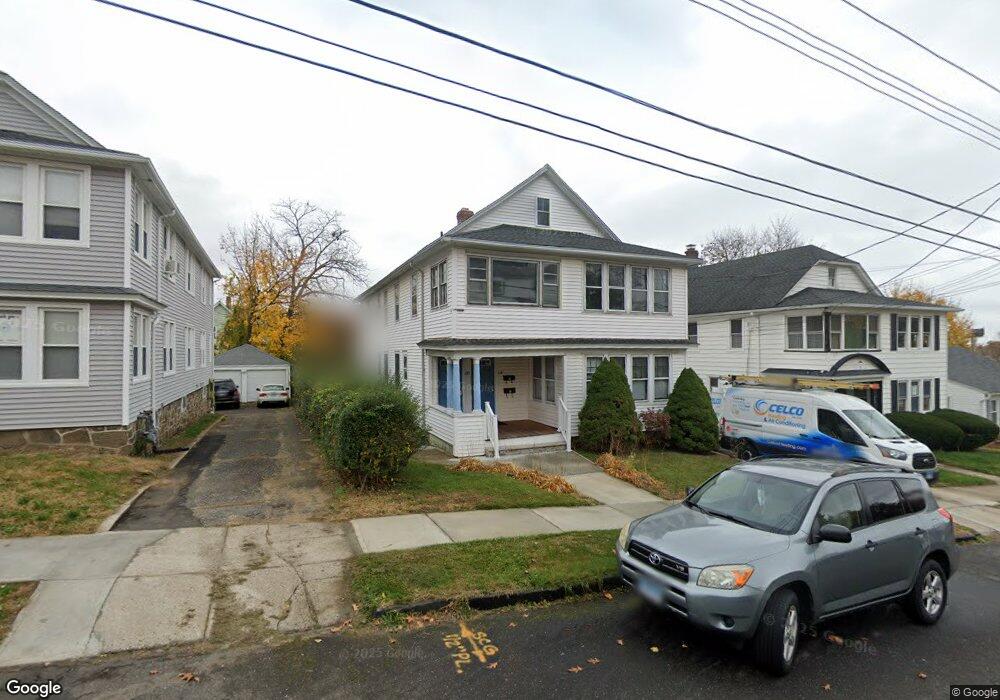 118 Gurdon St unit 120, Bridgeport, CT 06606 - photo 1