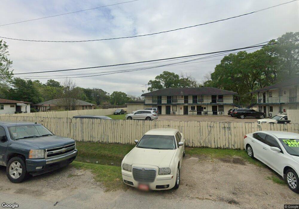 7430 Mount St, Houston, TX 77088 - photo 1