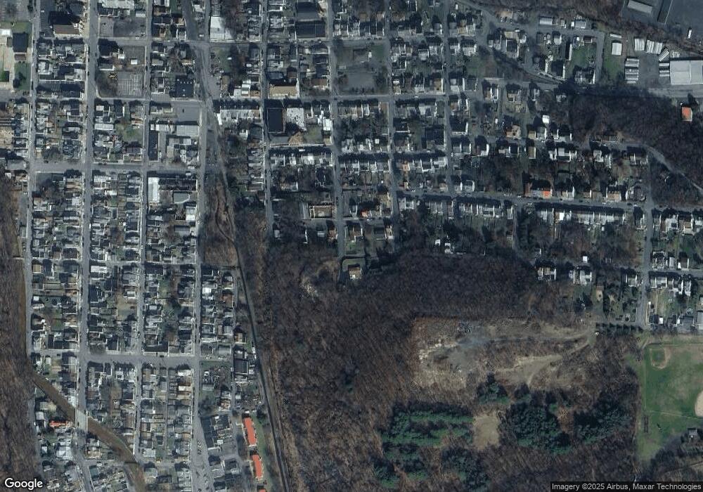 215 S Cherry St, Shamokin, PA 17872 - photo 1