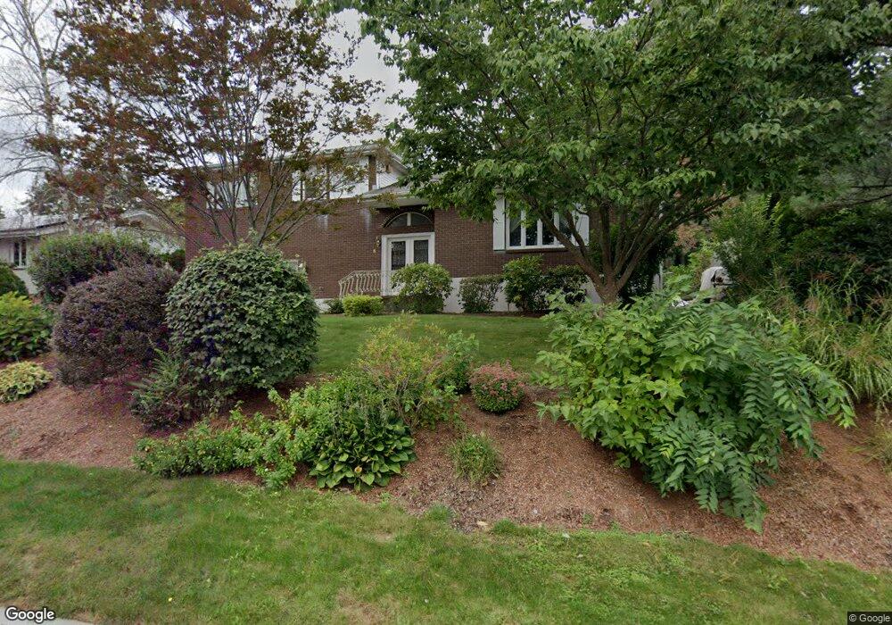 5 Overlook Rd, Stoneham, MA 02180 - photo 1