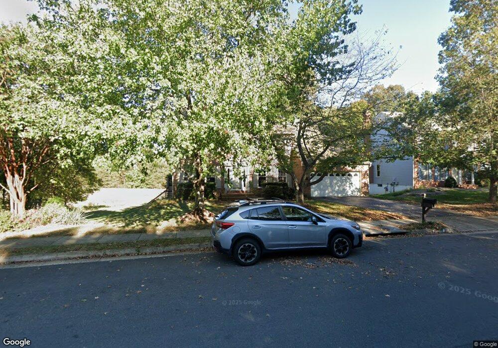 15389 Martins Hundred Dr, Centreville, VA 20120 - photo 1