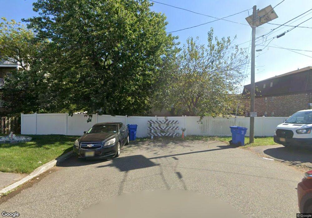 4 Macarthur St, Woodbridge Township, NJ 08830 - photo 1