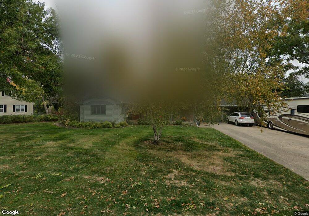 904 S 11th Ave W, Newton, IA 50208 - photo 1