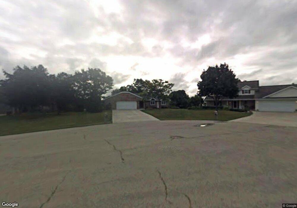 N394 Wundrow Ct, Appleton, WI 54915 - photo 1